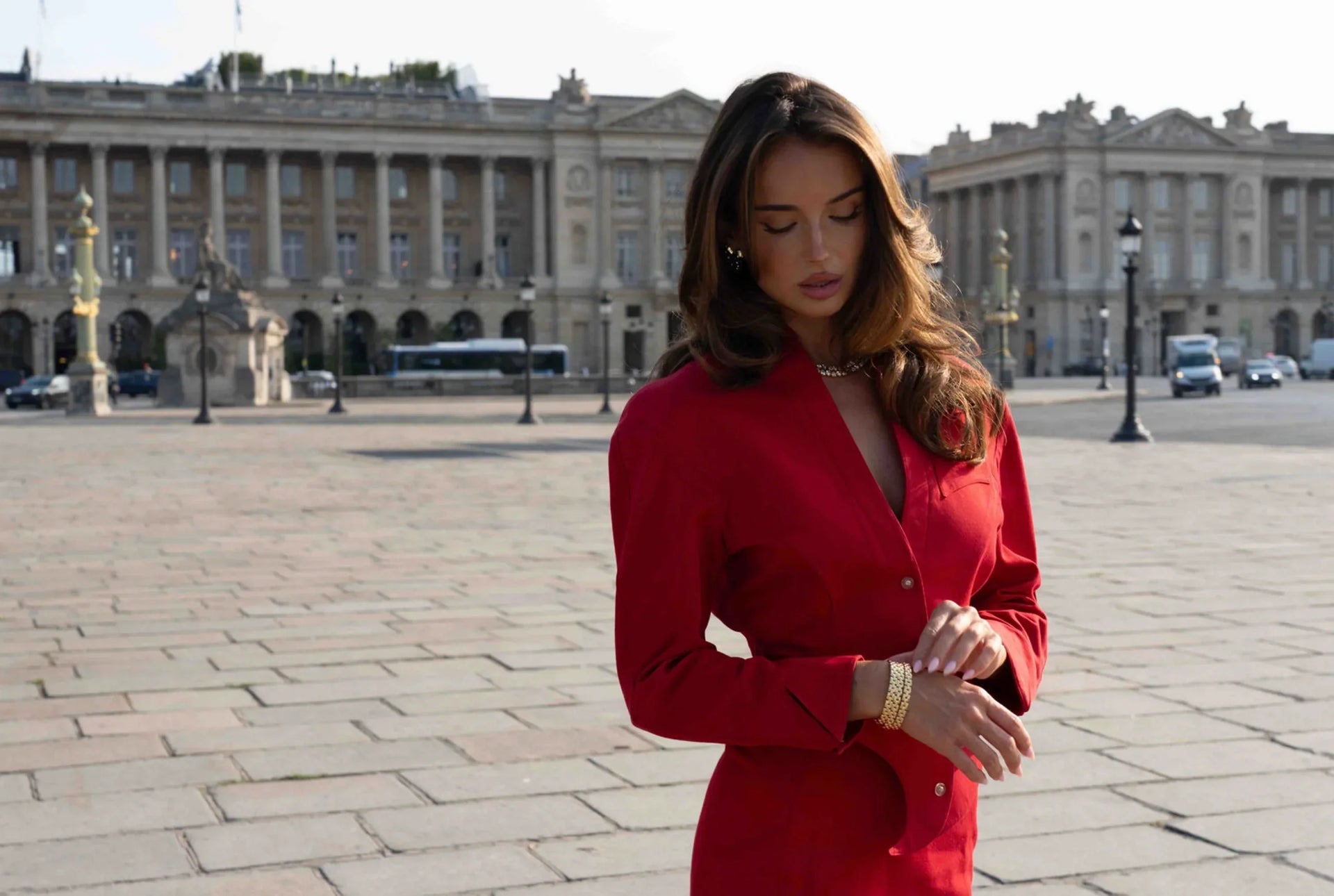 How to Style Gold Jewellery With Everyday Outfits