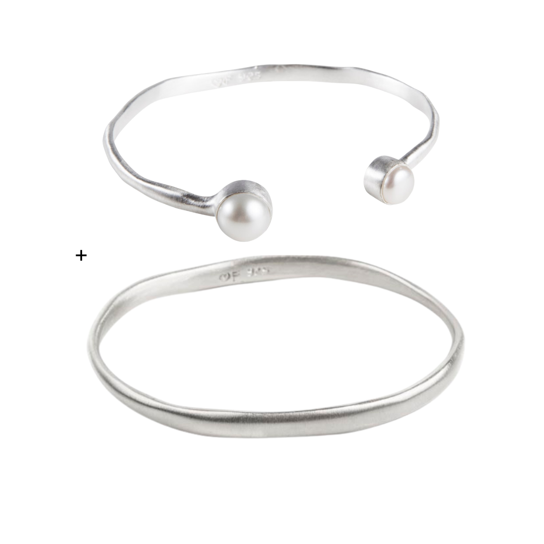 BRUSHED BANGLE AND DOUBLE PEARL CUFF