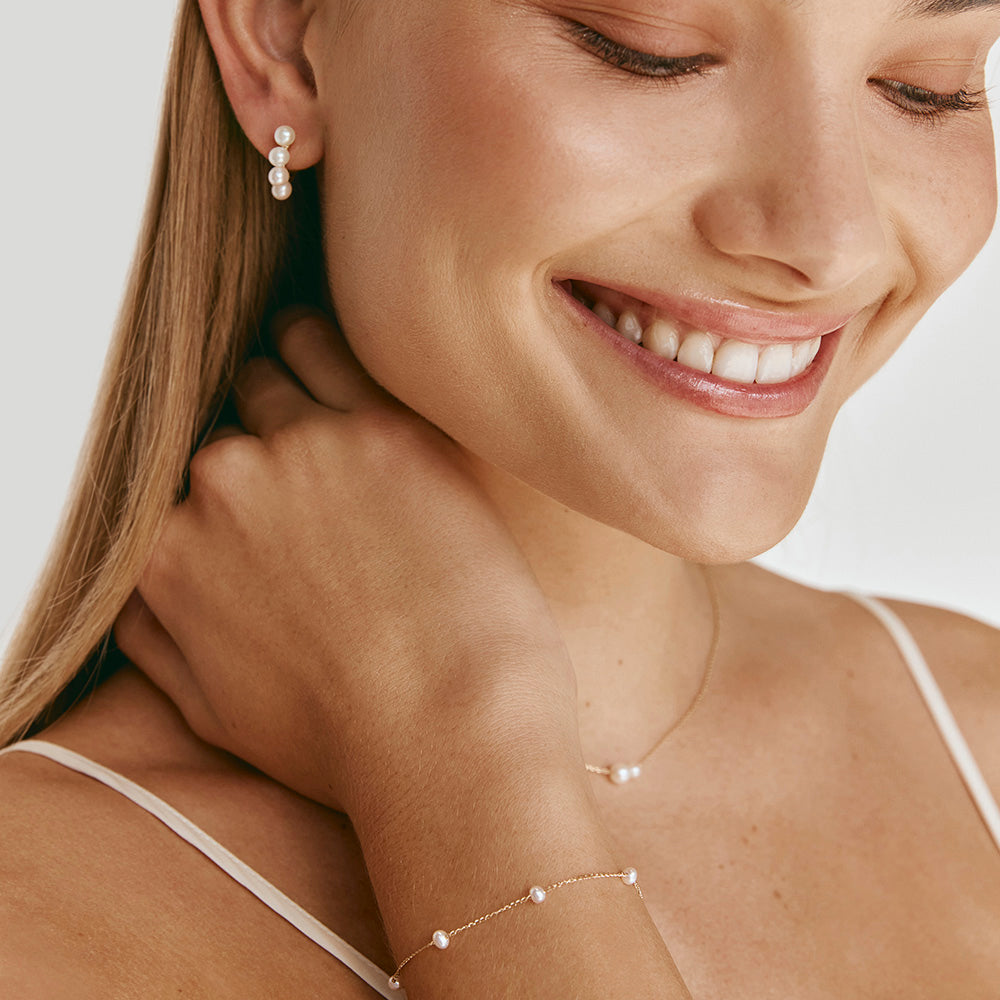 14K GOLD PEARL HUGGIES