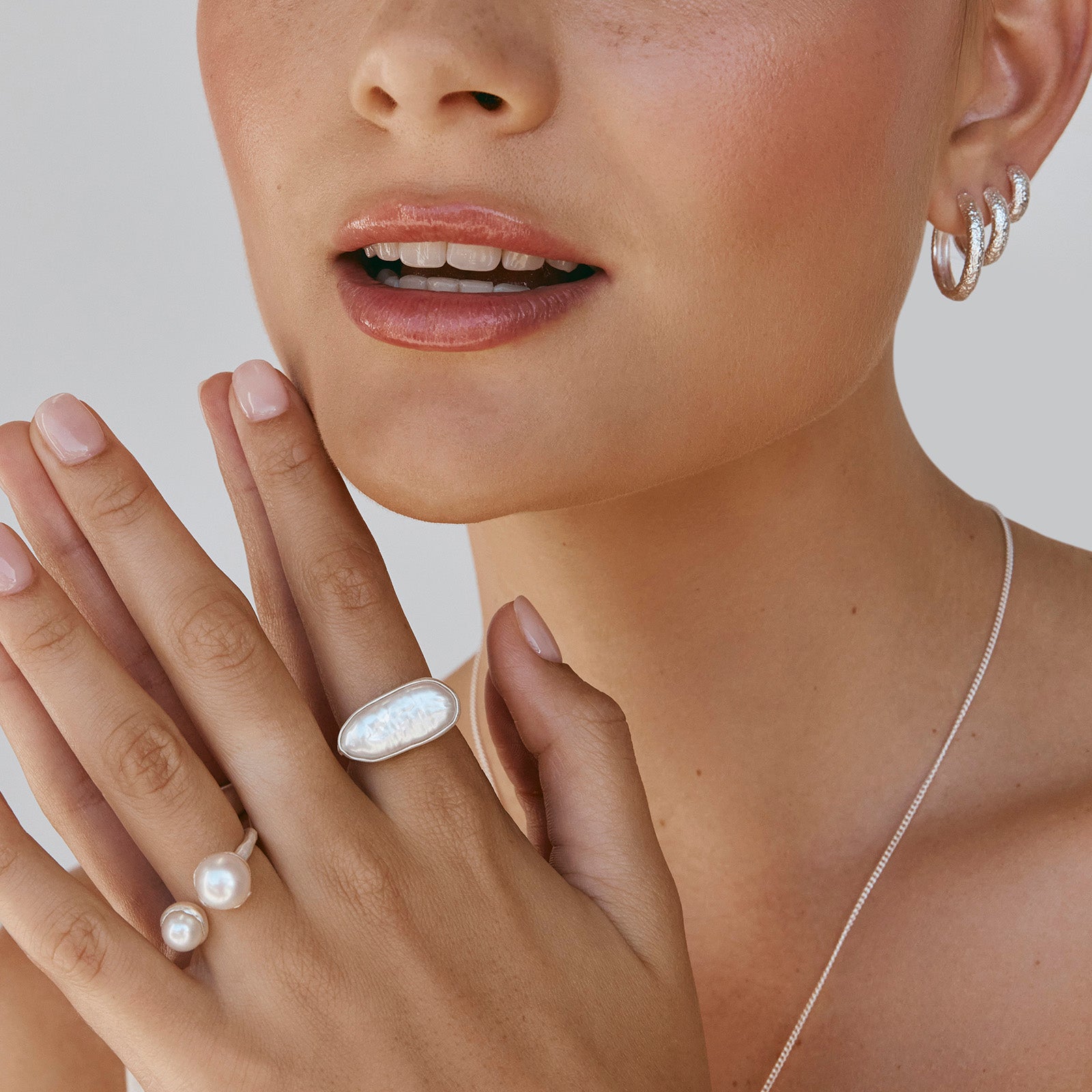 DOUBLE PEARL RING - SILVER