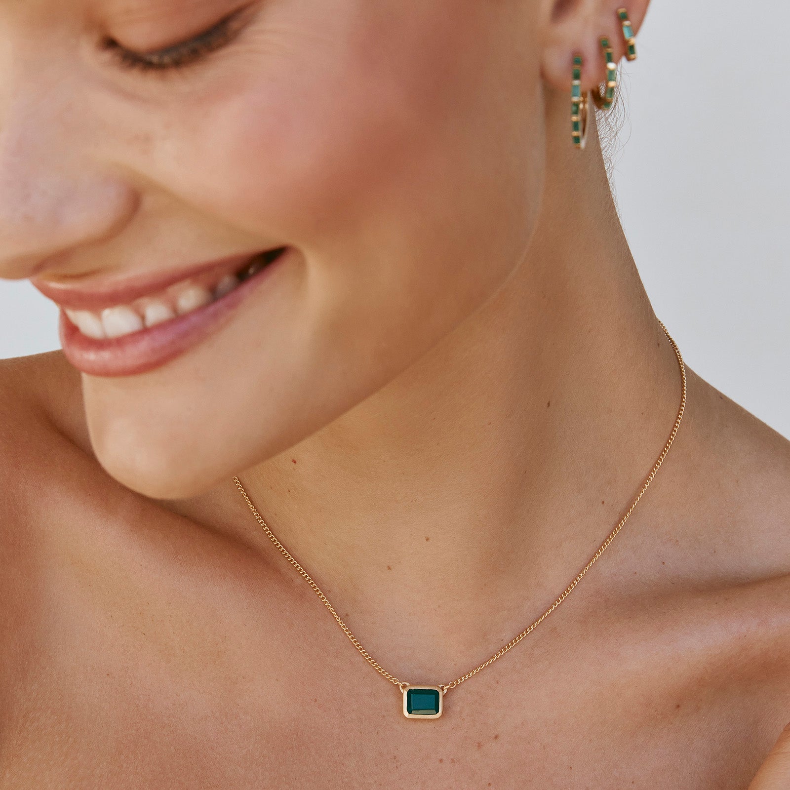 GREEN AGATE DECO NECKLACE