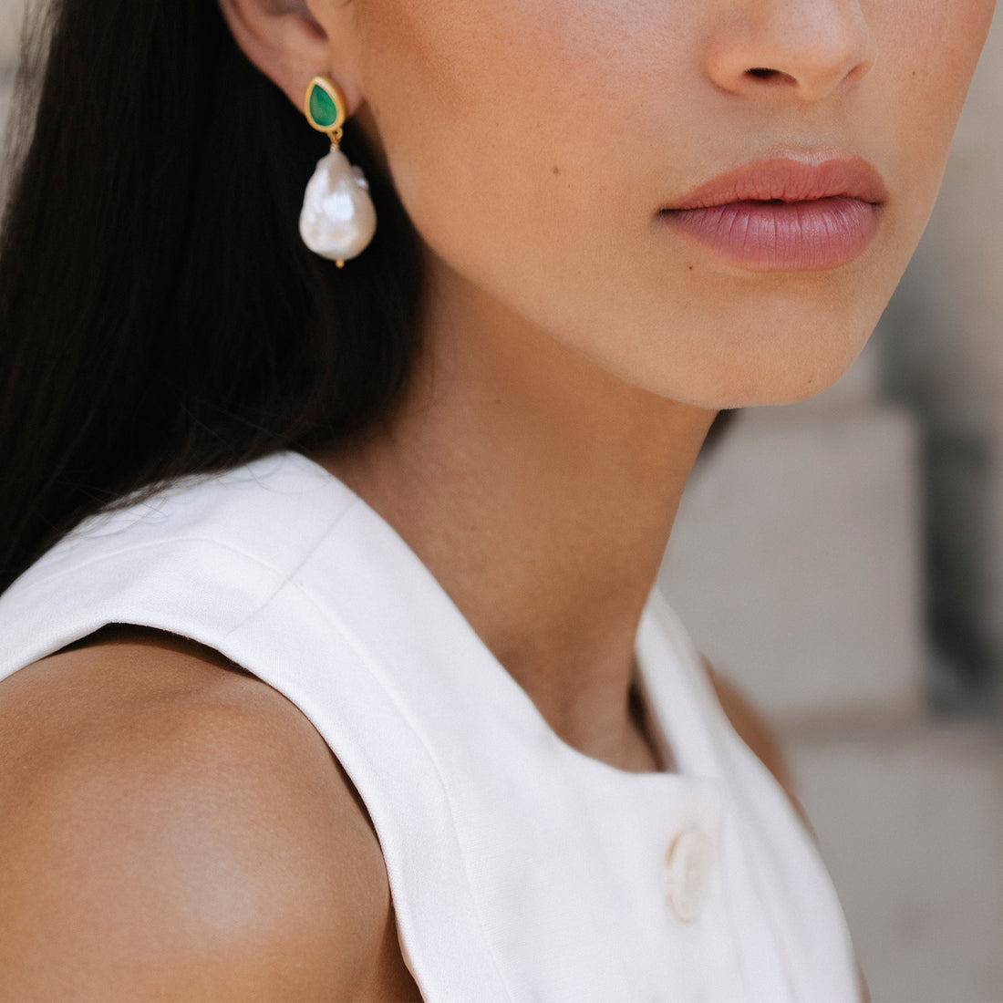 GREEN AGATE BAROQUE DROPS