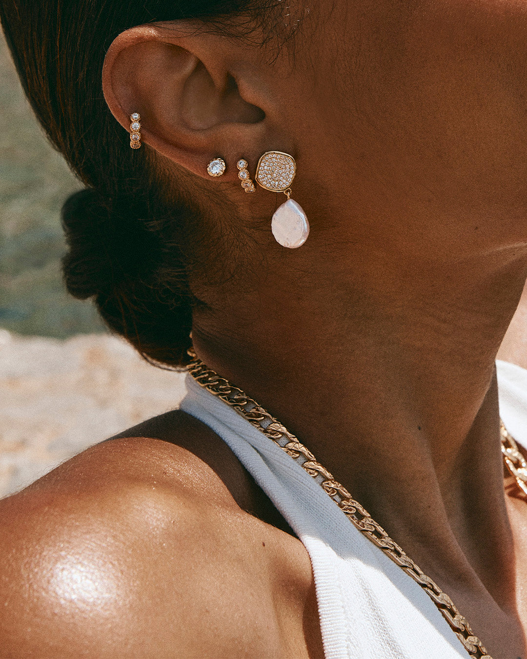 VINTAGE CRYSTAL STUDS