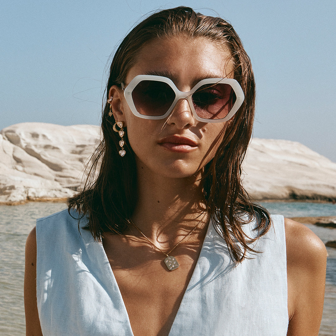 SCATTER BAGUETTE NECKLACE