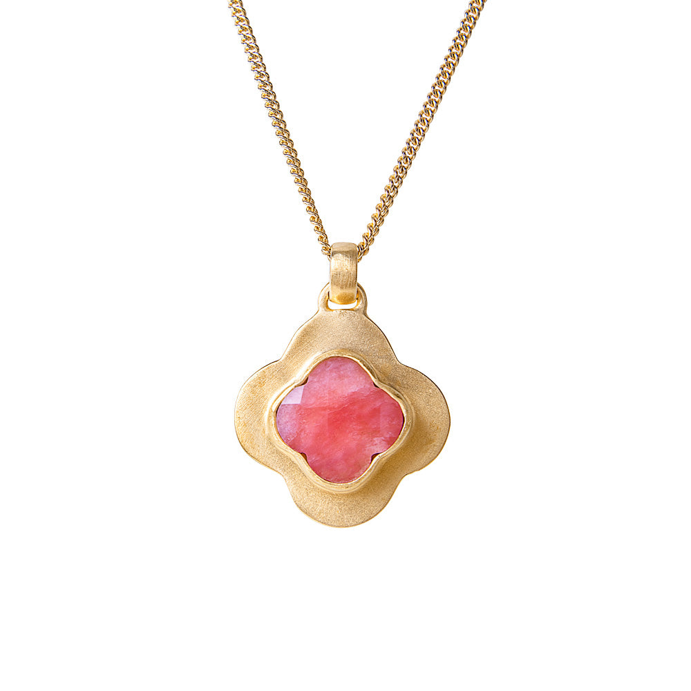 PINK AGATE CLOVER NECKLACE