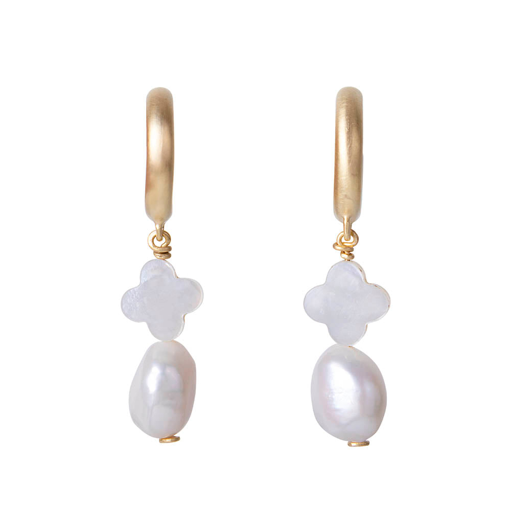 FRESHWATER PEARL MOP HOOPS