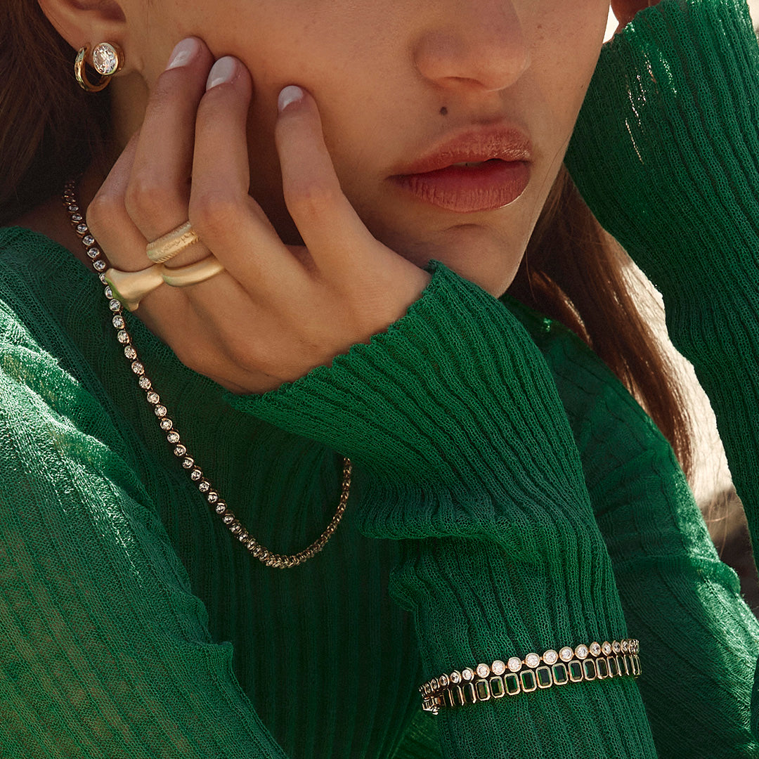 BUBBLE PAVE MIDI HOOPS