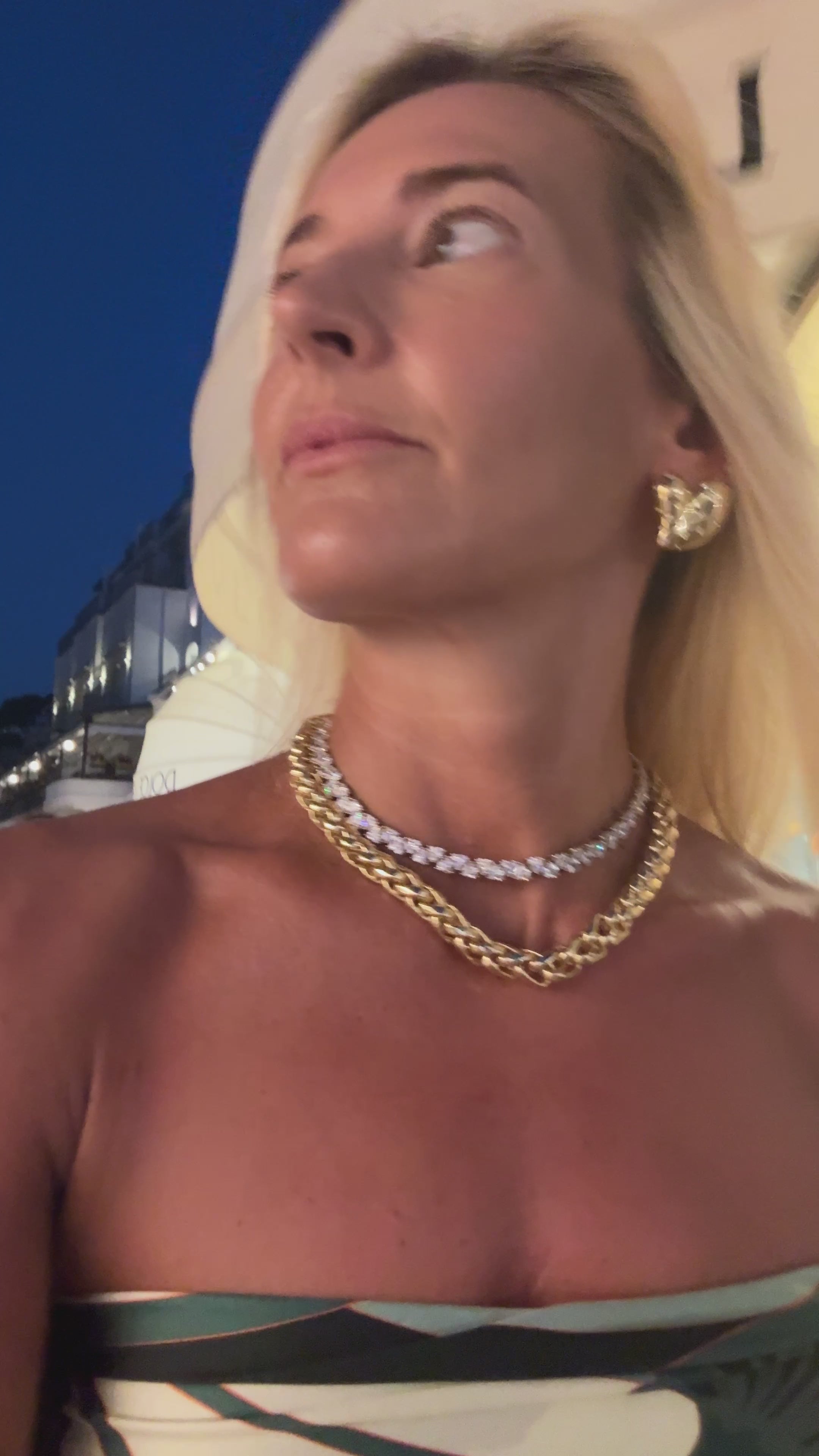 PRINCESS COCKTAIL NECKLACE