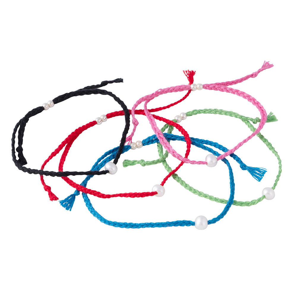 PEARL STRING BRACELET