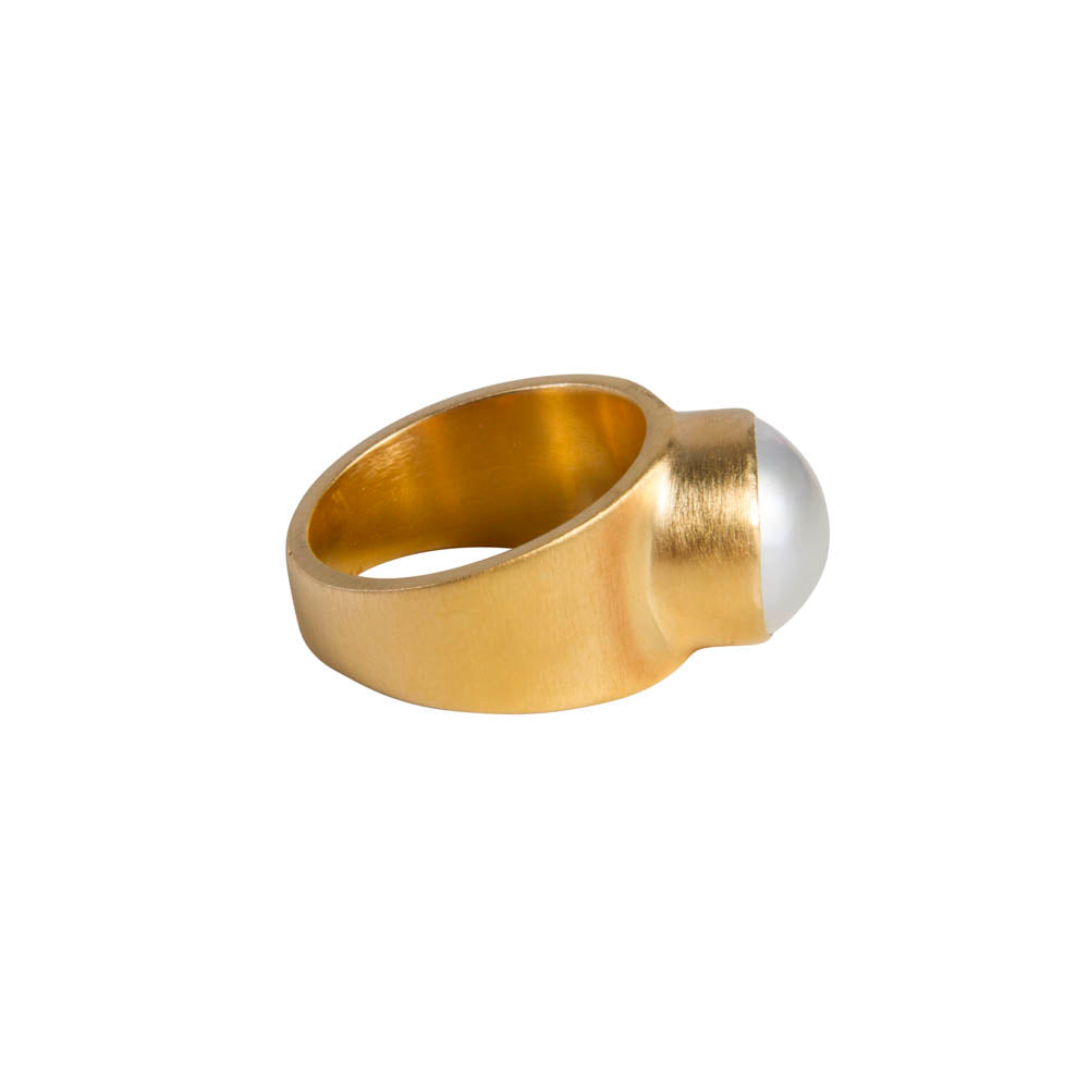 PEARL DOME RING - GOLD